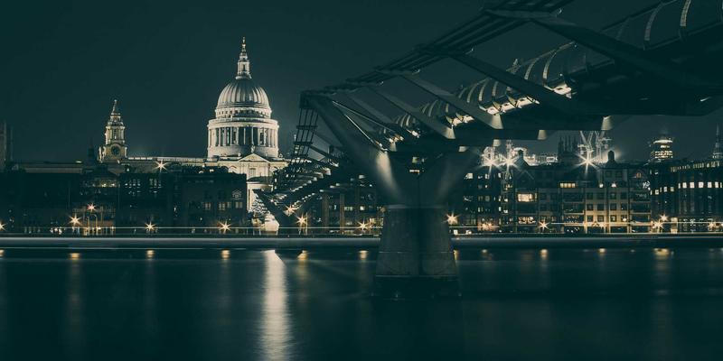 揭秘宇海FRP天线罩：如何以玻璃钢技术突破电磁透波与极端气候双重挑战？